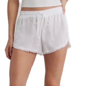 Cloth & Stone White Fray Hem Drawstring Shorts Size Small Like New!